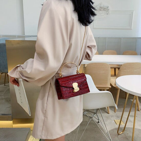 Sacs à bandoulière en cuir PU motif pierre pour femmes 2020 Mini sac à bandoulière avec poignée en métal fourre-tout de voyage dame