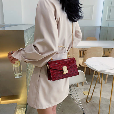 Sacs à bandoulière en cuir PU motif pierre pour femmes 2020 Mini sac à bandoulière avec poignée en métal fourre-tout de voyage dame